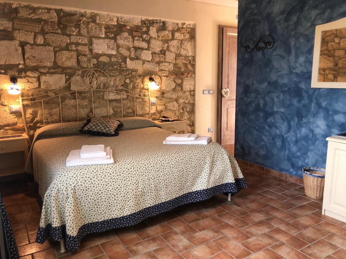 Agriturismo San Lorenzo Серре-ди-Раполано Экстерьер фото