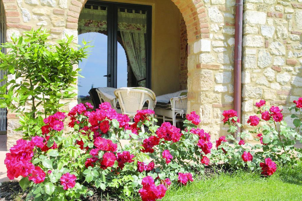 Agriturismo San Lorenzo Серре-ди-Раполано Экстерьер фото
