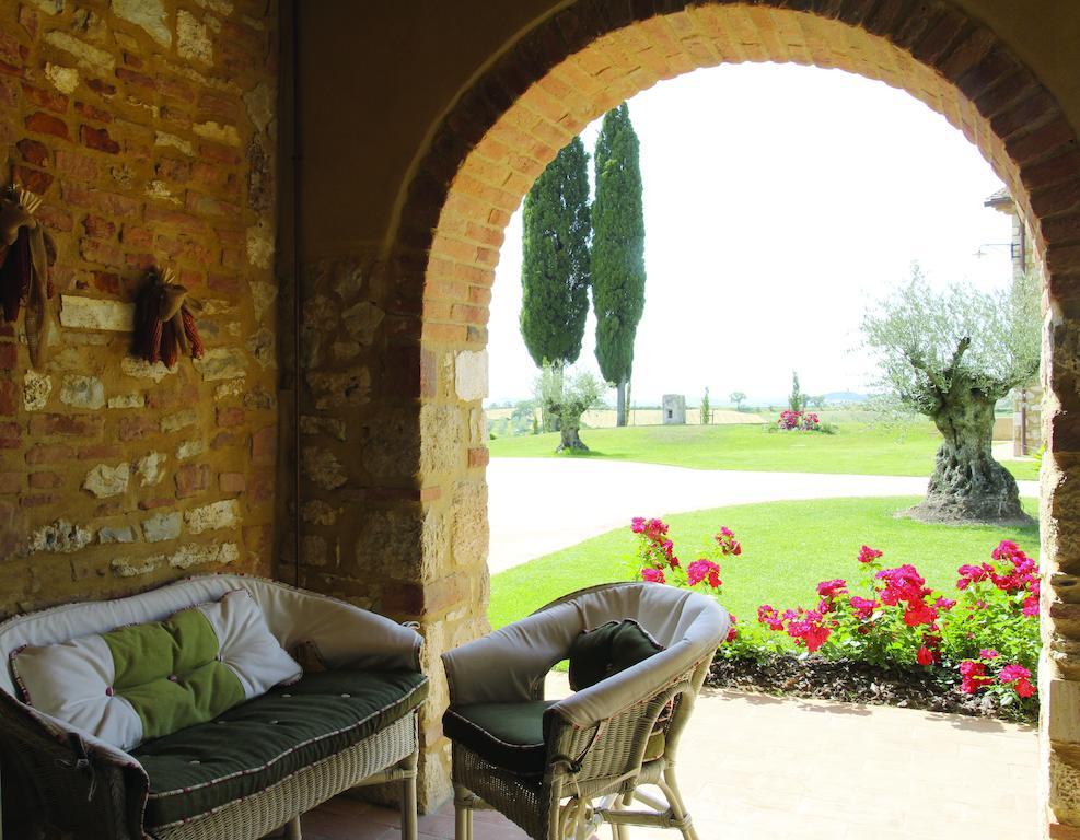 Agriturismo San Lorenzo Серре-ди-Раполано Экстерьер фото